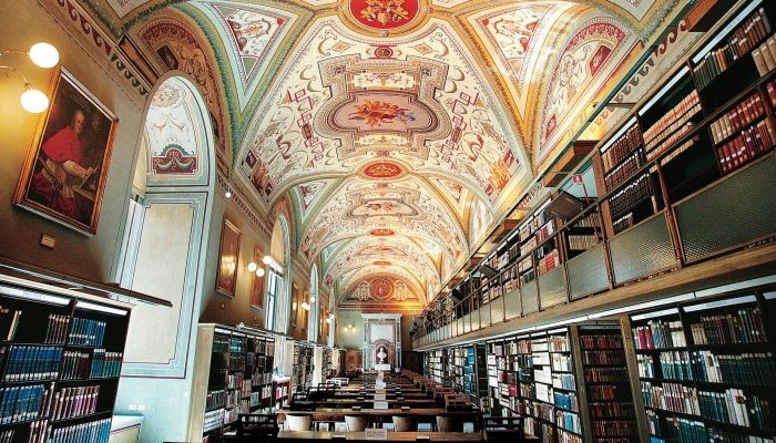 Blick in den Lesesaal der Vatikanbibliothek